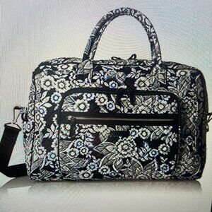 VERA BRADLEY ICONIC GRAND WEEKENDER TRAVEL BAG